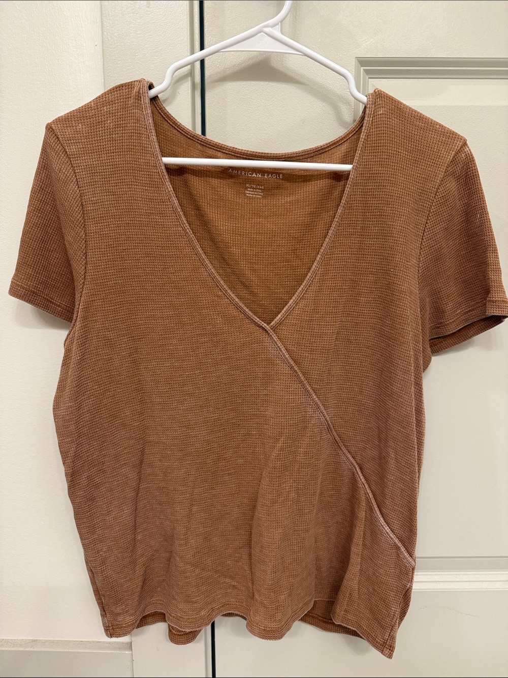 American Eagle Outfitters Rust Brown Short Sleeve V-Neck Wrap Top